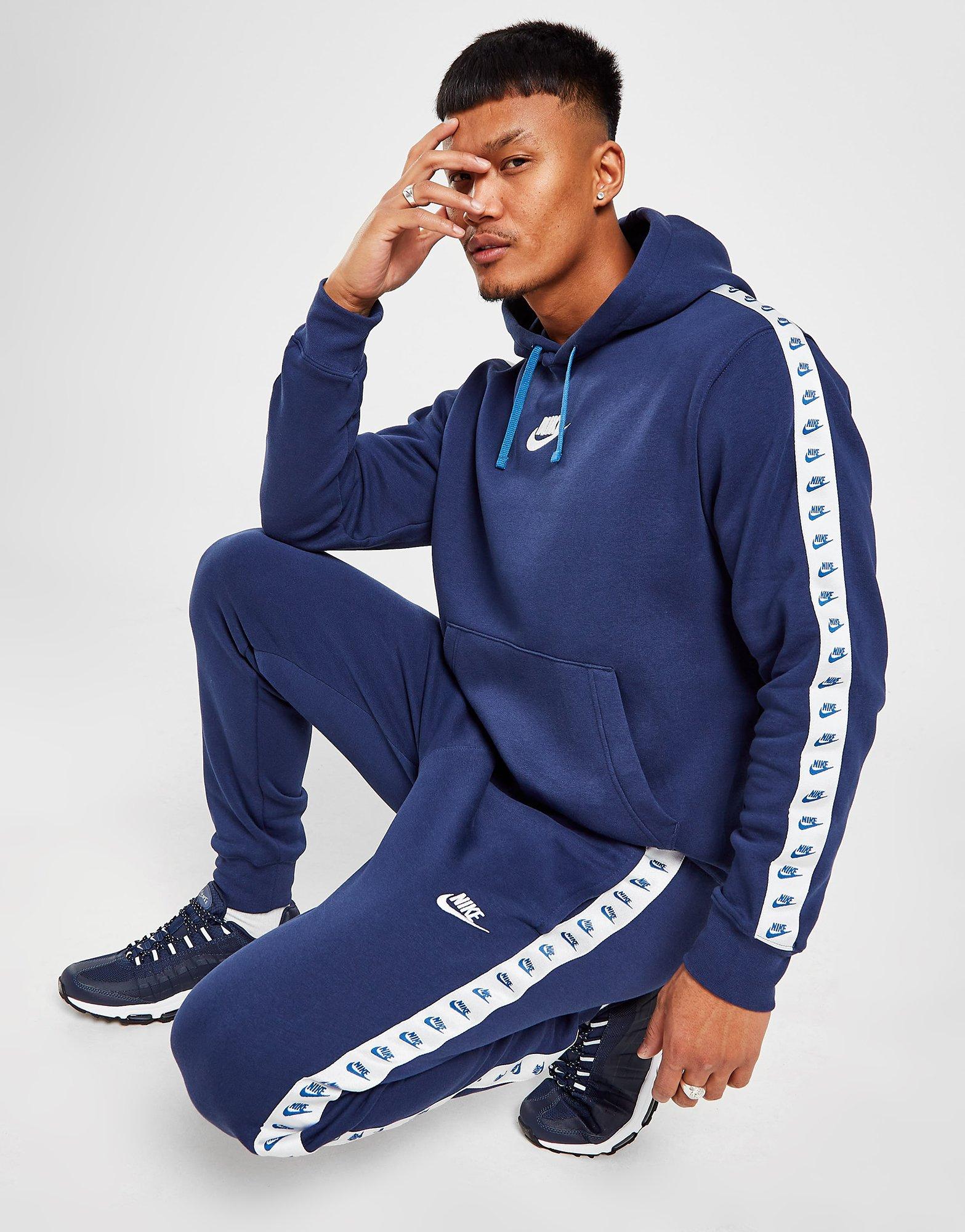 Nike Sportswear melegítő szett